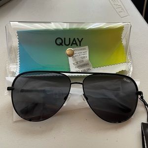 NWT quay australia high key sunglasses in black